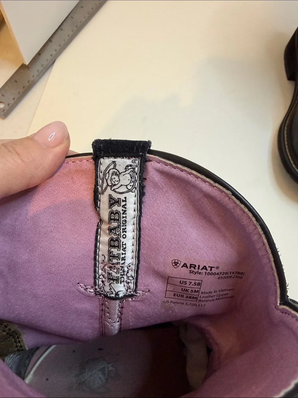 Ariat Girls Leather Western Cowboy Boots Pink Embroidered Size 7.5 Youth